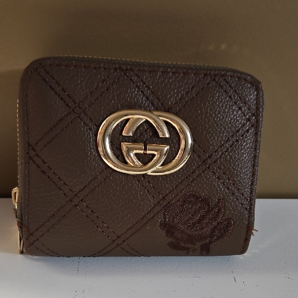 Gucci Brown and Gold Quilted Wallet - Picture 1 of 2
